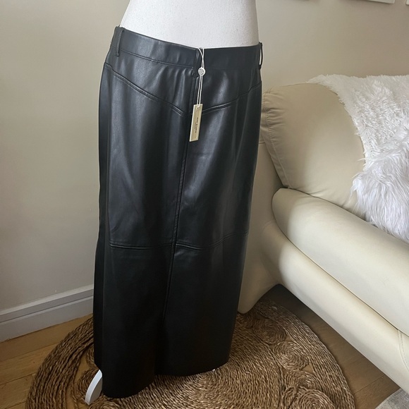 Max Studio Black Faux Leather Long Skirt with Front Slit Size Large NWT - Picture 12 of 13